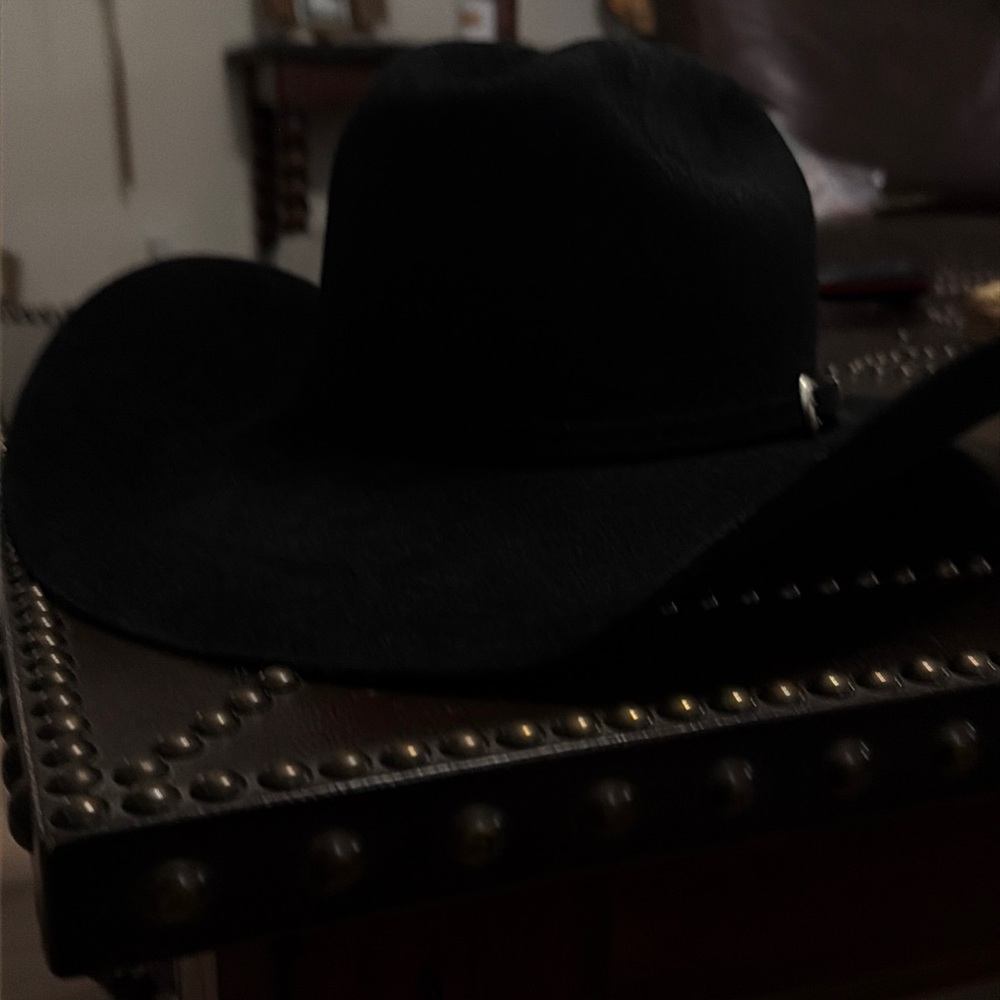 Men's Black Western Cowboy Hat with Classic Crown